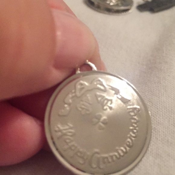 ♣️ An Assortment of Charms ♣️ - Picture 6 of 8